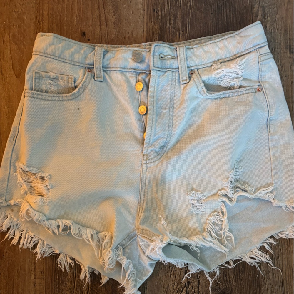 Wild Fable Womens Size 4 Light Wash Distressed‎ Frayed Hem Denim Shorts